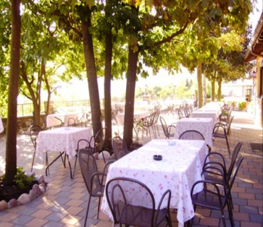 Hotel La Solitaria Carlazzo Экстерьер фото