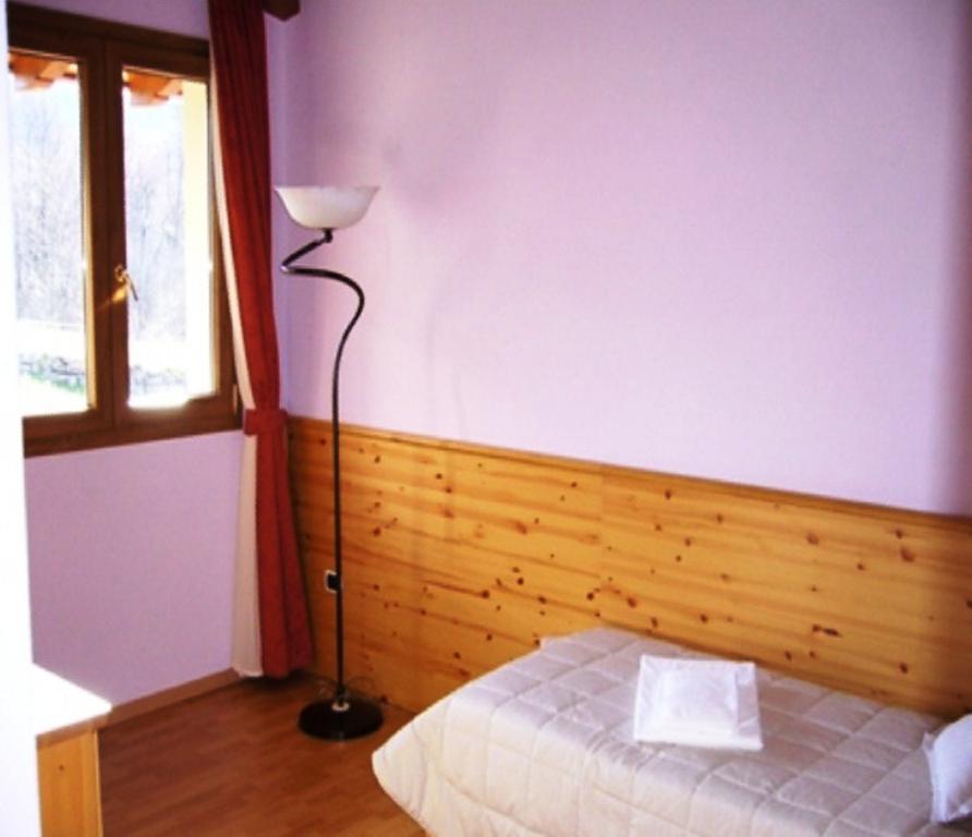 Hotel La Solitaria Carlazzo Номер фото